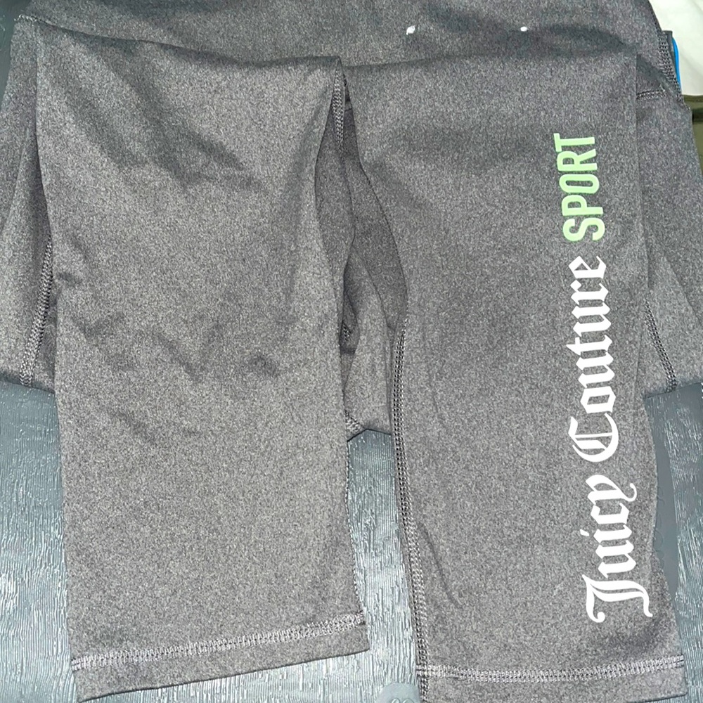 Juicy Couture Sport Gray Leggings. Size: M